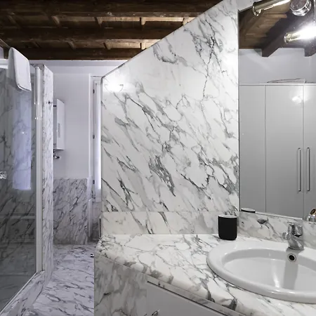 Italianway Easy - Garibaldi 93 B アパート ミラノ